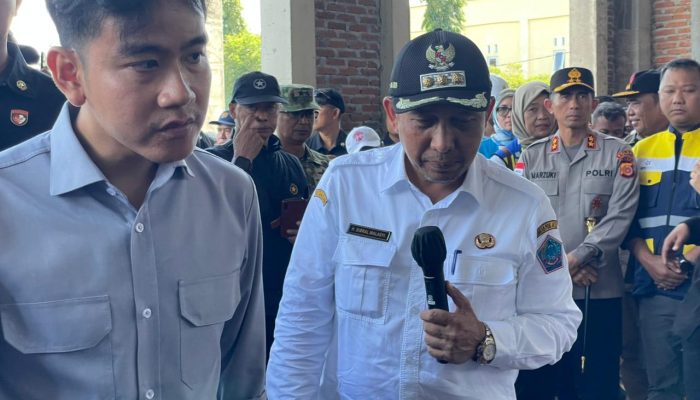 Kapolda Aceh Dampingi Wapres Gibran Tinjau Lokasi Banjir Bandang di Pidie Jaya