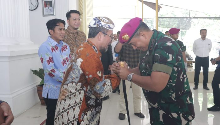 Pangkomar TNI AL Kunjungi Pendopo Bupati Cirebon, Bahas Pembangunan Hingga Pengentasan Kemiskinan