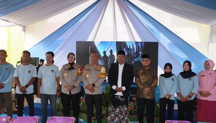Kapolda Jabar Laksanakan Ground Breaking SPPG Polri di Pondok Buntet Pesantren Cirebon