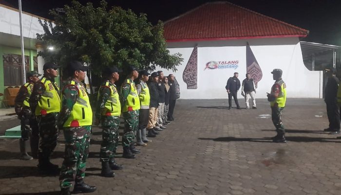 Patroli Forkompincam di Kecamatan Talang dalam Rangka Nataru
