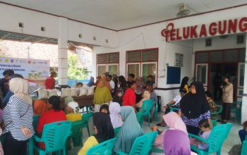 sebanyak 816 kpm desa teluk agung indramayu terima bantuan pangan 4 Img 20251203 113612