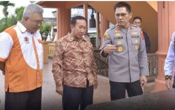 kapolda jambi irjen pol,krisno h siregar,melaksanakan kegiatan silaturahmibersama para pemuka agama budha provinsi jambidi vihara jaya manggala lebak 5 Img 20251204 142307