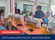 ratusan kpm padati kantor desa ambil bantuan pangan 23 Konten Instagram Berita Terkini Merah Dan Biru 20251216 090053 0000