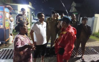 wabup jigus tinjau banjir di mundu, tanggul jebol dan sungai meluap jadi penyebab 11 Img 20260107 Wa00421