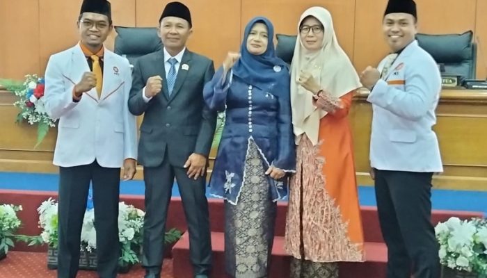 PKS Pastikan Kursi Rakyat Tetap Terjaga, Pujo Hartono Resmi Dilantik Jadi Anggota DPRD Pacitan