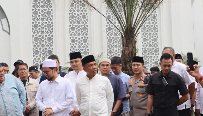 Kapolres Purwakarta Dampingi Kapolda Jabar Hadiri Peringatan Isra Miraj 1447 H Di Darangdan