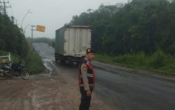 sat samapta polres banyuasin gelar operasi "strong point pagi" untuk jamin keamanan dan kenyamanan masyarakat 6 Img 20260121 Wa0013