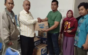 penyerahan bantuan ke dpw gerakan rakyat dari dpd kota mojokerto berkerja sama dengan ormas gerakan rakyat . 5 IMG 20260102 083409