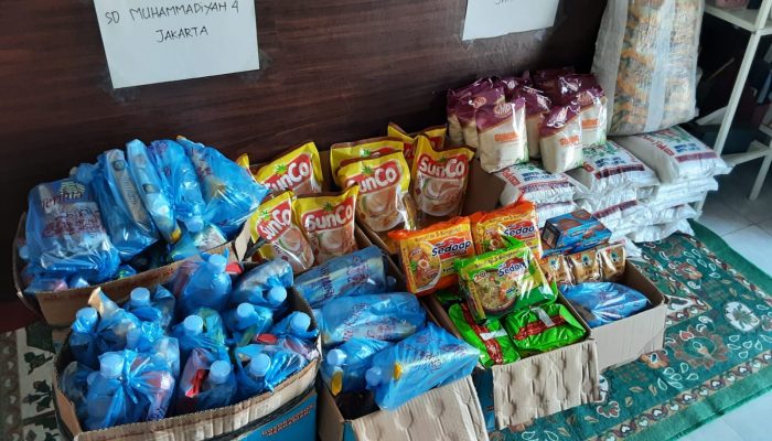 SD Muhammadiyah 4 Jakarta Peduli Korban Banjir Aceh Tamiang.