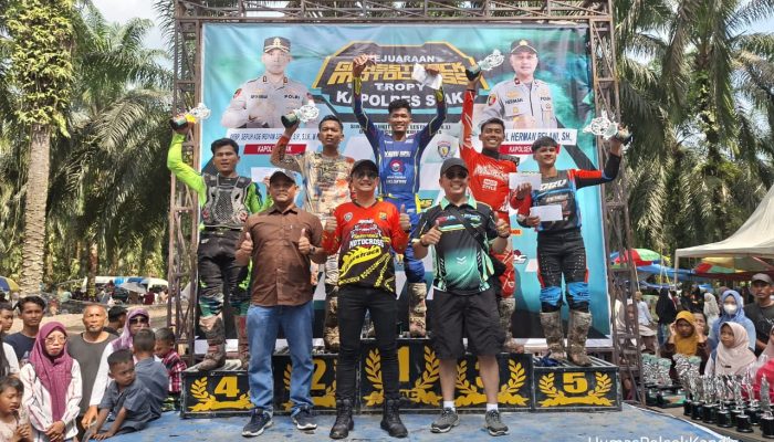 220 Crosser Panaskan Kandis, M. Nando Menang di Kelas Sport Trail Trophy Kapolres Siak 2026