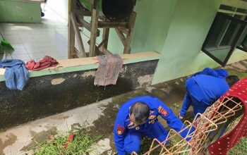 Sat Polairud Polres Purwakarta Aksi Nyata Peduli Lingkungan. Peduli Kebersihan Tempat Ibadah di Pesisir Jatiluhu 6 IMG 20260219 WA0070