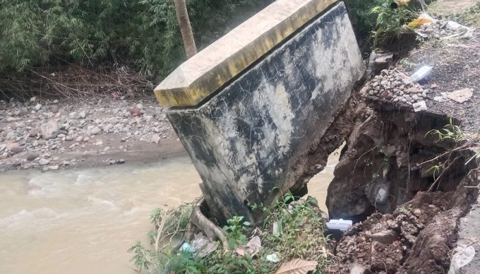 Jembatan Ambrol dan Tanggul Longsor, Warga Lebak Ngok Desak Gubernur Jabar Kang Dedi Mulyadi Turun Tangan