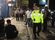 patroli kryd jelang sahur, kapolres turun langsung sapa warga sisir titik rawan purwakarta 10 IMG 20260302 WA0041