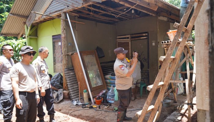 Kapolres Purwakarta Tinjau Rutilahu di Campaka, PastikanProgram sosial Tepat Sasaran