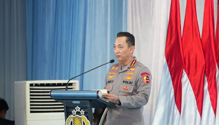 Tanam Jagung dan Resmikan Jembatan Desa, Kapolri Perkuat Ketahanan Pangan di Sumsel