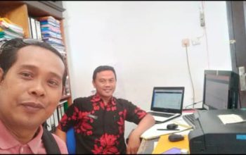 Tidak Tahu Lelah rusmiadi sampai buko di kantor demi kepentingan desa agar dana desa bisa cair
