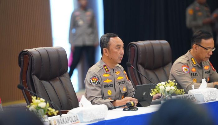 Lakukan Anev Konsolidasi Ops Ketupat Hari Ke-5, Kapolda Sumsel Pastikan Pos Pam Jadi Pusat Solusi Masyarakat