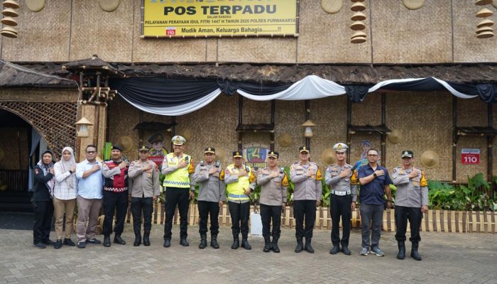 Kapolda Jabar Kunjungi Pos Terpadu Cikopo, Pastikan Mudik Lebaran Aman dan Nyaman