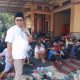 Dirut PT Dua Sahabat Blangu Bagikan Zakat Mal dan Santunan Anak Yatim