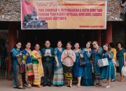 Merayakan pesta Bona taon Hutagaol di gedung HKBP Hang tua sangat Meria,Hadiahnya juga sangat Menarik dan Bagus – bagus