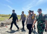 kapolres mukomuko pimpin langsung pengamanan dan patroli di pantai batu kumbang ipuh saat libur idul fitri 1447 h 15 IMG 20260325 WA0003