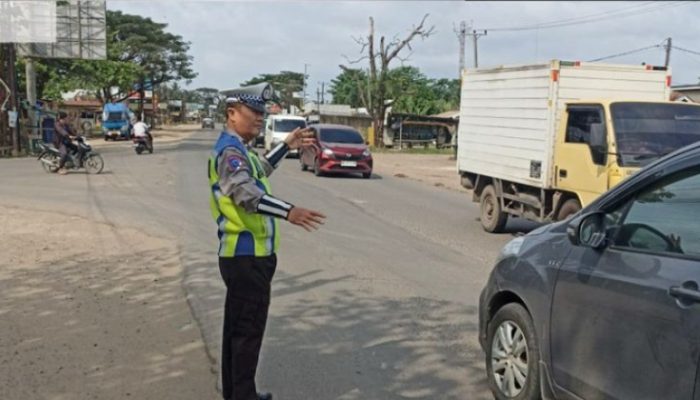 Antisipasi Kepadatan Arus Balik H+4, Sat Lantas Polres Banyuasin Gelar Live Report dan Patroli Hunting di Jalintim