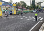 kapolres mukomuko kerahkan seluruh personel polres mukomuko beserta polsek jajaran gatur pagi di sejumlah titik strategis, berikan pelayanan optimal kepada masyarakat 13 IMG 20260330 WA0004