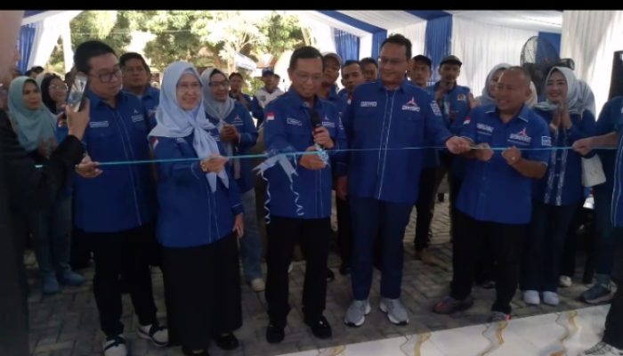 Resmikan Pengoperasionalan Kantor DPC Partai Demokrat Kabupaten Cirebon