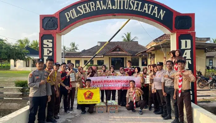 Polsek Rawa Jitu Selatan Cetak Generasi Tangguh Saka Bhayangkara Digembleng Latihan Tongkat Dan Borgol, Siap Jadi Pelopor Kamtibmas