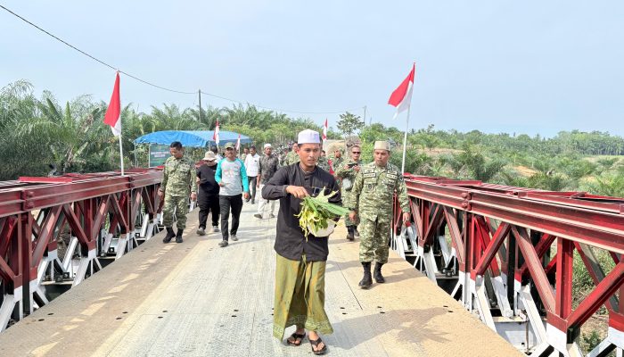 Peusijuk Bailey, Danramil 08/Lhoksukon Resmikan Jembatan Garuda ‎