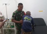 “GERCEP DAN PEDULI: Babinsa Tarub Selamatkan Lansia Tanpa Identitas yang Terjatuh di Jalan, Kemanusiaan di Atas Segalanya!”