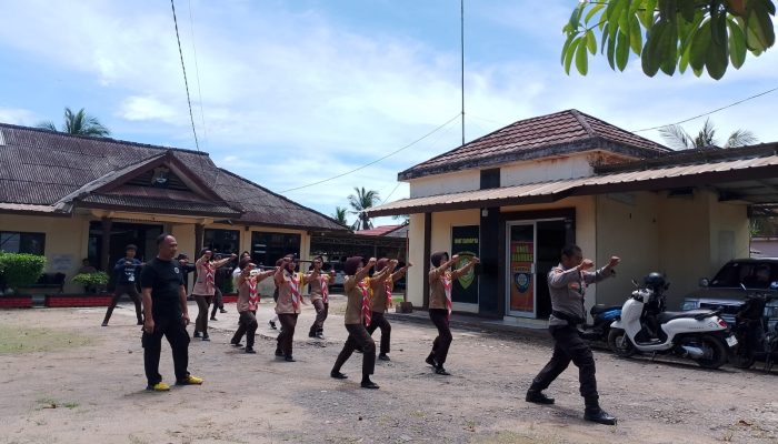 Bekali Generasi Emas, Polsek Rawa Jitu Selatan Bekali Saka Bahangkara Dengan Kemampuan Taktis Dan Disiplin Tinggi