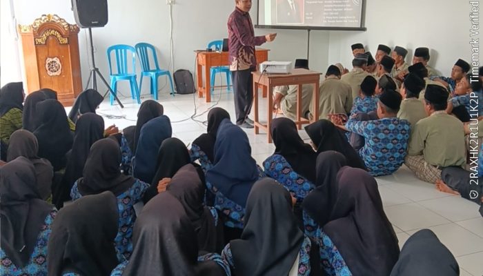 Angka Perceraian Meningkat Di Tulang Bawang, Penyuluh Agama Islam KUA Rawajitu Selatan Sosialisasikan Dampak Pernikahan Dini