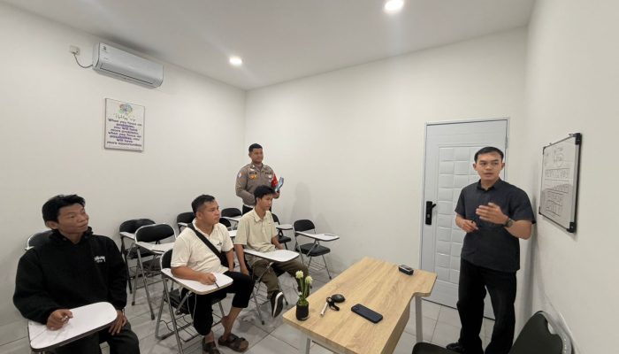 Wujud Pelayanan Inklusif, Atlet Disabilitas Palembang Terima SIM D Gratis