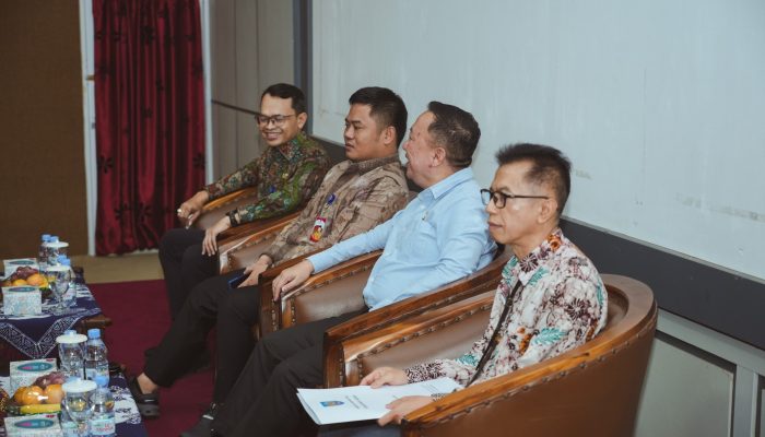 PERKUAT TATA KELOLA PEMERINTAHAN, BUPATI ISCHAK JALIN KOLABORASI STRATEGIS DENGAN KEJARI