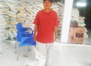 Bulog Indramayu Salurkan Banpang di Desa Benda Indramayu