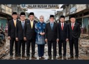 Perwakilan DPRD Bungo Tebo Provinsi Jambi Meminta Masyarakat Jalan Padang Lama Sabar, Kami Berkerja Berjuang Untuk Rakyat.