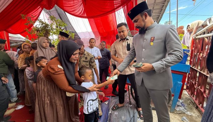 Ribuan Warga Padati Open House Di Kediaman Bupati Al Farlaki