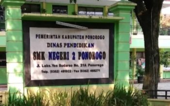 PROGRES REFITALISASI SMKN 2 PONOROGO MANDALK, DANA 1,6 MILYAR DINILAI BOROS DAN TIDAK TRANSPARAN