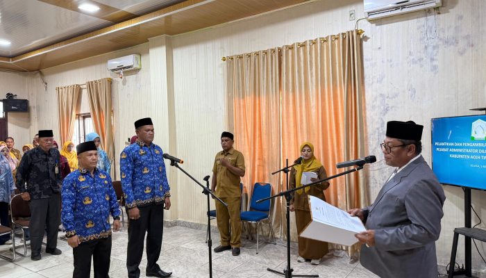 Dua Pejabat Administrator Disdikbud Aceh Timur Resmi Dilantik