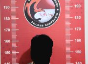 *Polres Banyuasin Bekuk Buruh Pengedar Sabu 10,60 Gram di Pinggir Jalan Palembang-Betung*