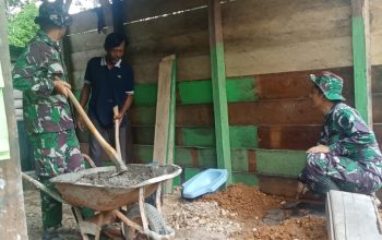 Satgas TMMD ke 128 Kodim 0420/Sarko Buatkan Kamar Mandi Untuk Keluarga Pak Lukman 