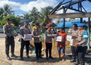 Kapolres Mukomuko Salurkan Bantuan Sosial kepada Korban Kebakaran Rumah di Kecamatan Penarik