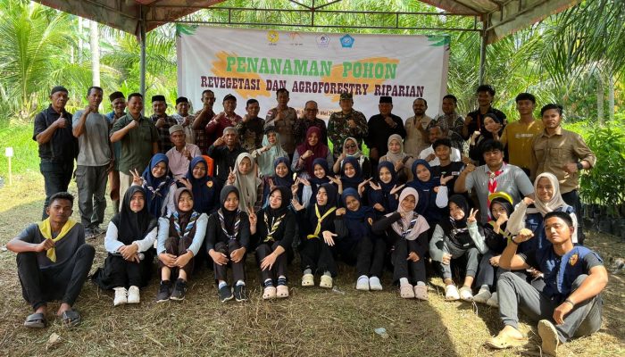 LIMA dan Pelajar Gelar Aksi Revegetasi Bantaran Sungai Matangkuli