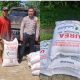 Dukung Ketahanan Pangan, SatLantas Polres Kuningan Berikan Bantuan Pupuk bagi Petani Desa Cibulan
