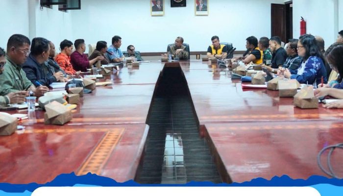 Bupati Karo Pimpin Rapat Tindak Lanjut Pengelolaan Ekowisata Air Panas Semangat Gunung & Daulu