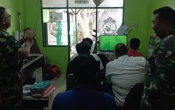 Koramil 1401/Kesambi Gelar Nobar Gembira Piala Dunia 2026 Bersama Warga