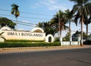 SMAN 1 Boyolangu Kembali Jadi Sorotan Publik ” Penerimaan Siswa Baru Jadi Ajang Bisnis”