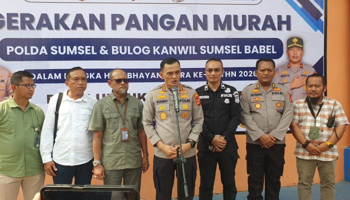 Polri untuk Masyarakat, Polda Sumsel Salurkan Bantuan Beras SPHP dan Sembako Serentak di Sumatera Selatan
