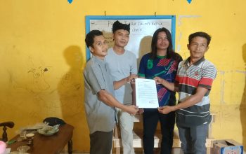 Pemilihan ketua RT 02 Dusun 5 Desa Teluk Tenggulang Masyarakat Antusias menghadiri untuk memilih